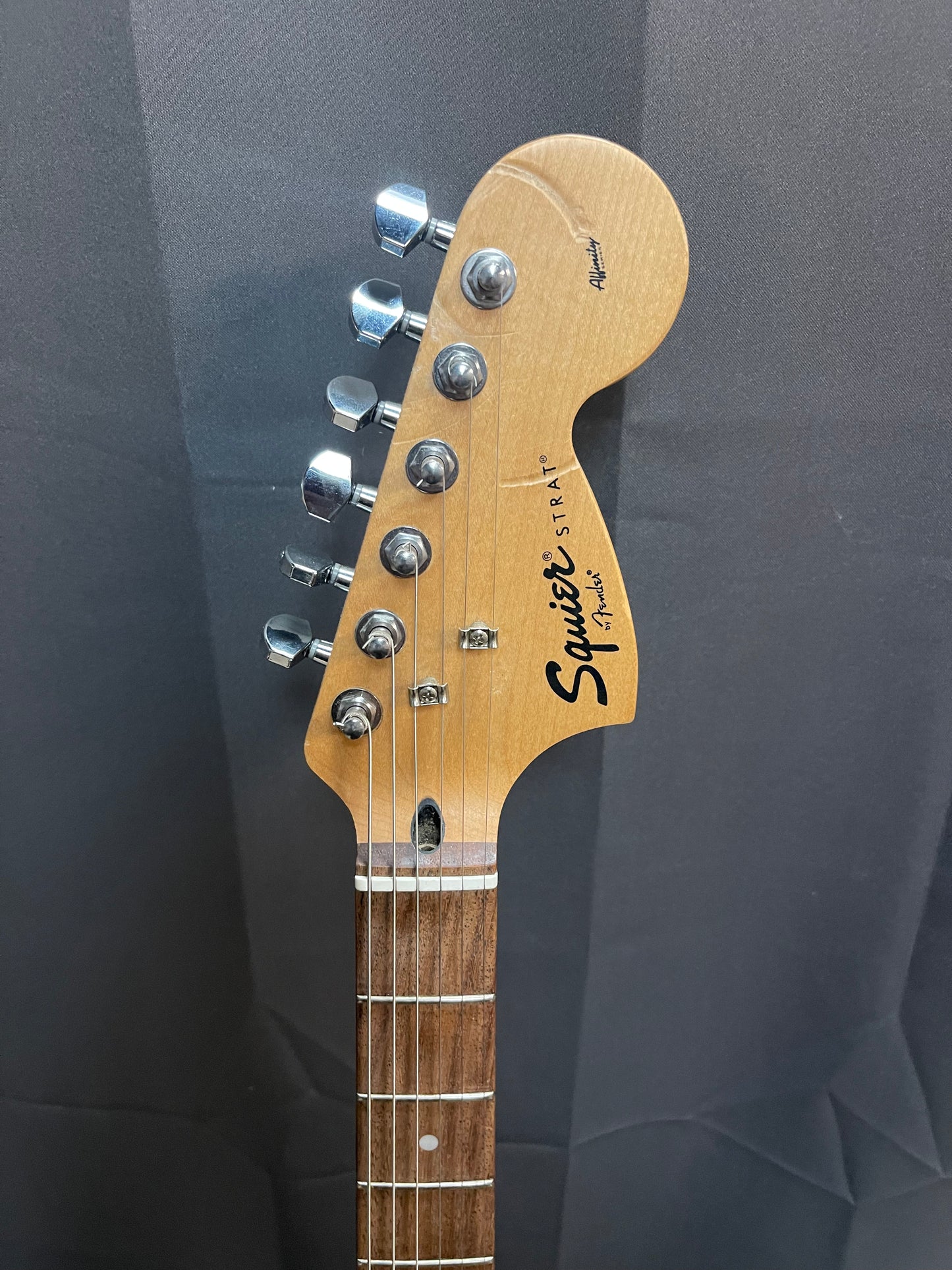 FENDER SQUIER AFFINITY STRAT - BLACK