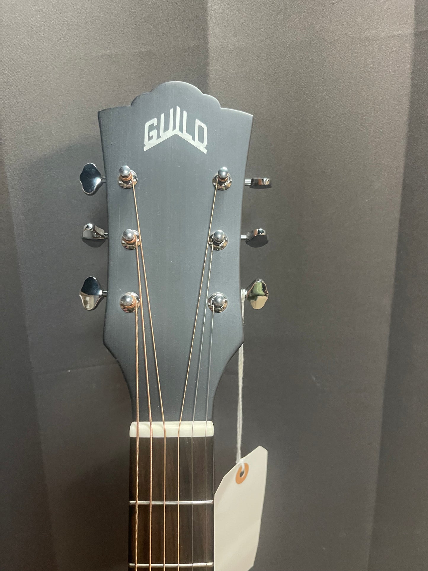 GUILD F-240E NATURAL
