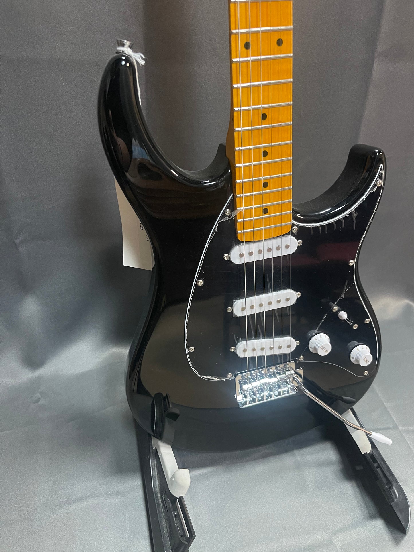 PEAVEY RAPTOR CUSTOM BLACK ELECTRIC GUITAR