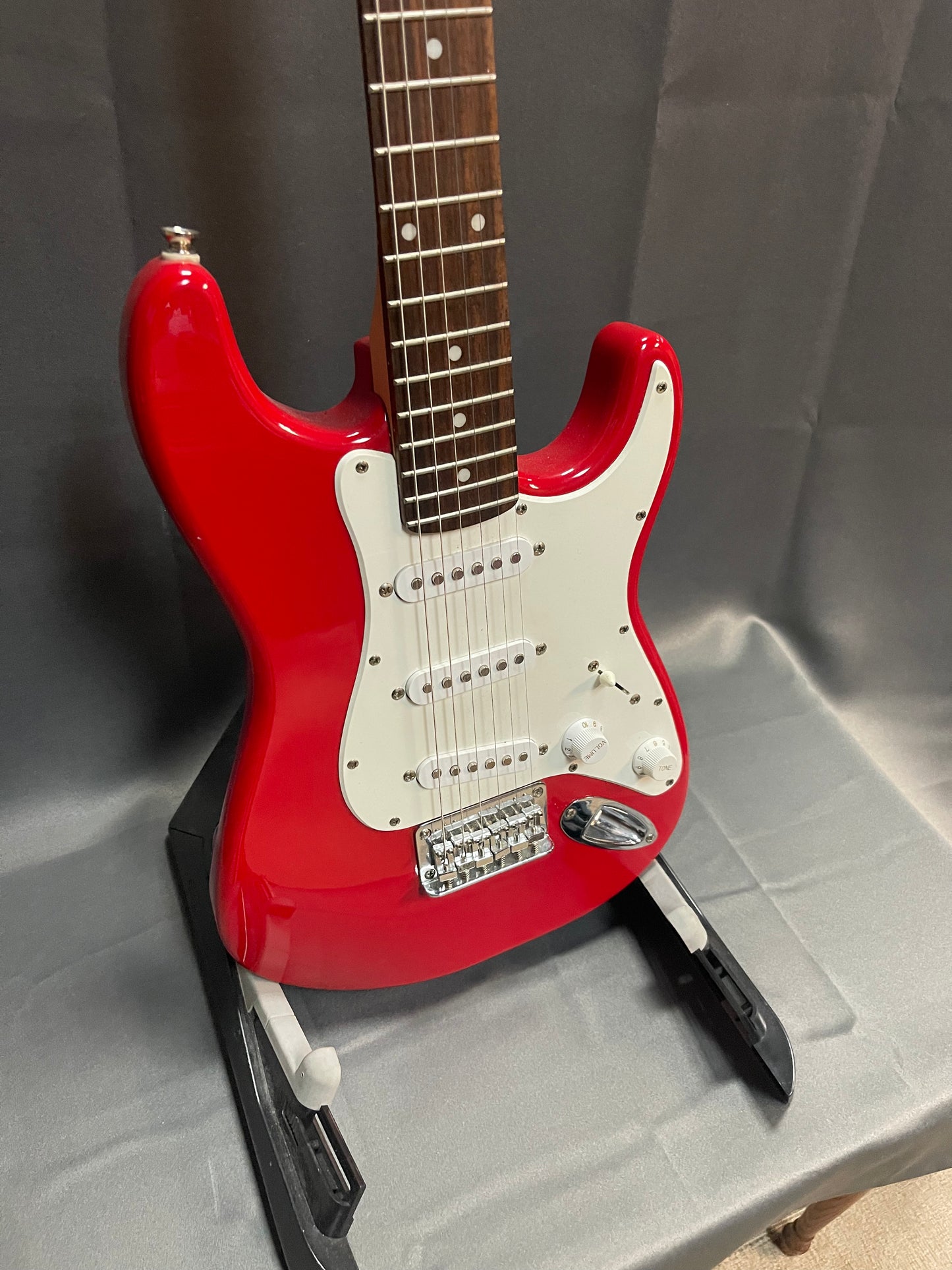 FENDER SQUIER MINI RED - STRAT