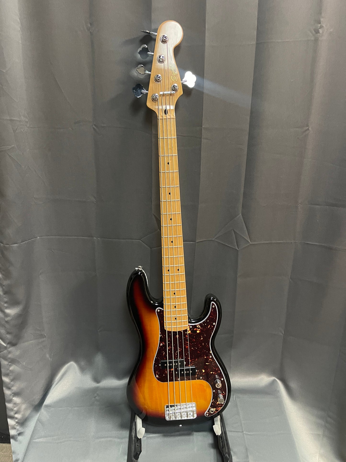 FENDER SQUIER VINTAGE MODIFIED P-BASS V