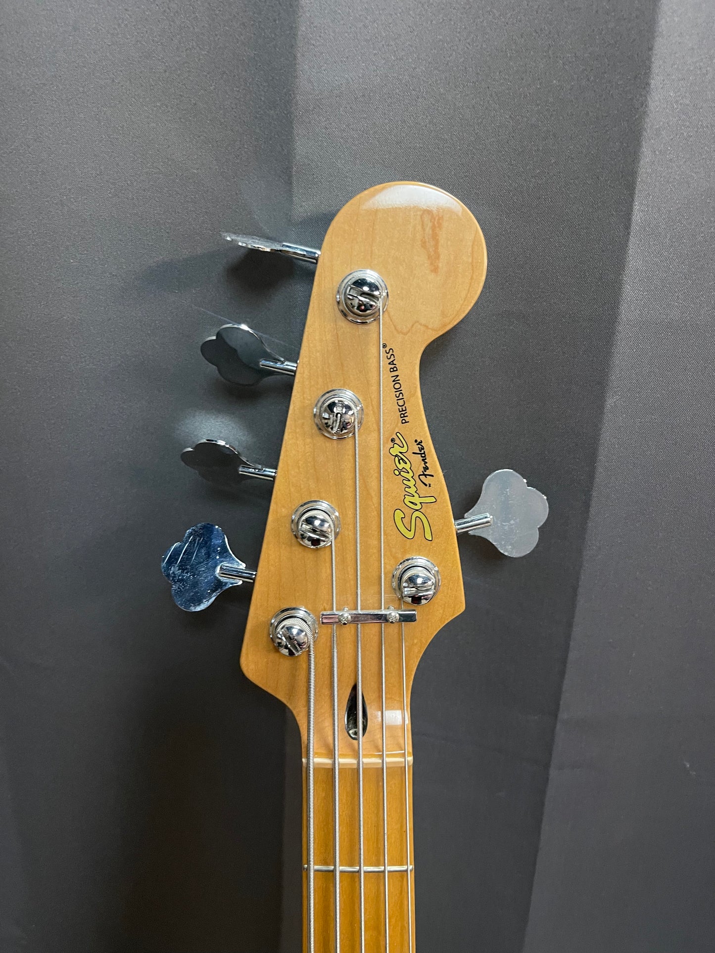 FENDER SQUIER VINTAGE MODIFIED P-BASS V